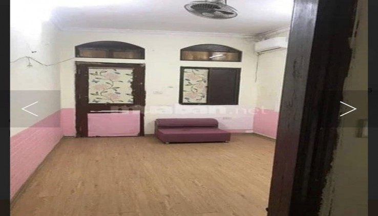 Cho thuê nhà ngõ 66 Hào Nam 4 tầng, 30m2, 4 ngủ, 10 Triệu ở gia đình, nhóm đi làm